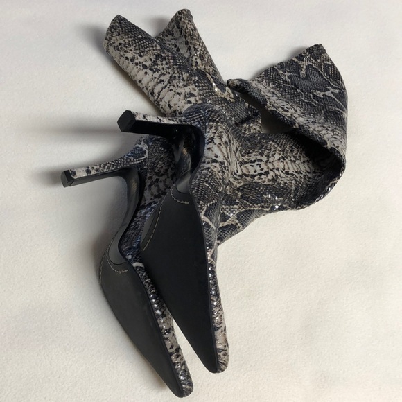 Antonio Melani Heeled Boots - Picture 11 of 12